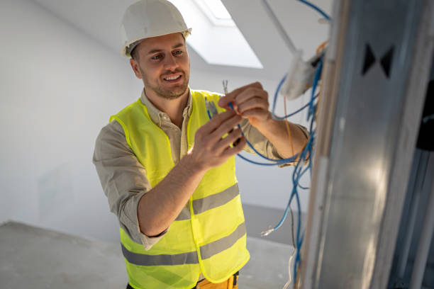 Best Local Electrician Companies  in Myrtle Grove, FL